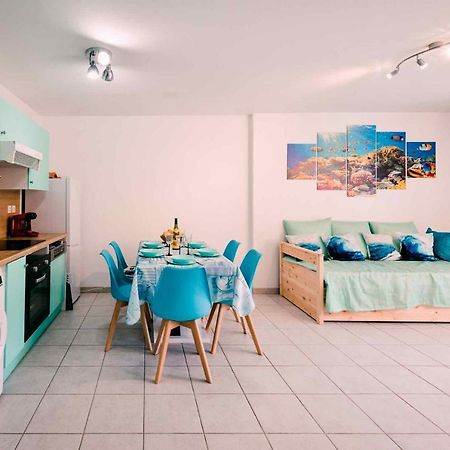 Turquoise Apartment อิแยร์ ภายนอก รูปภาพ