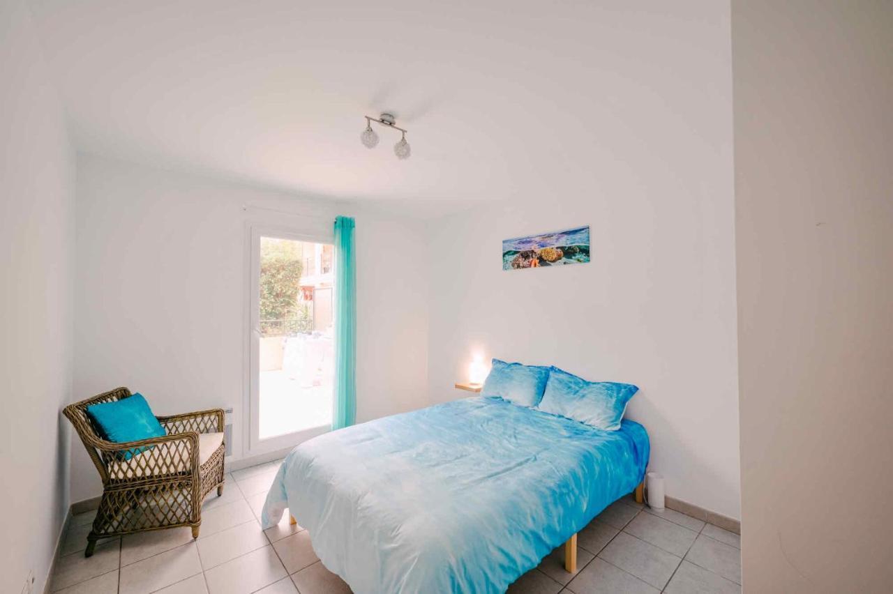 Turquoise Apartment อิแยร์ ภายนอก รูปภาพ